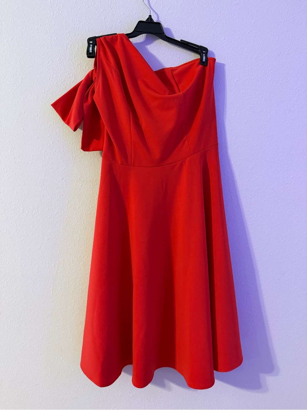 Red One-Shoulder Dress (Jasambac)